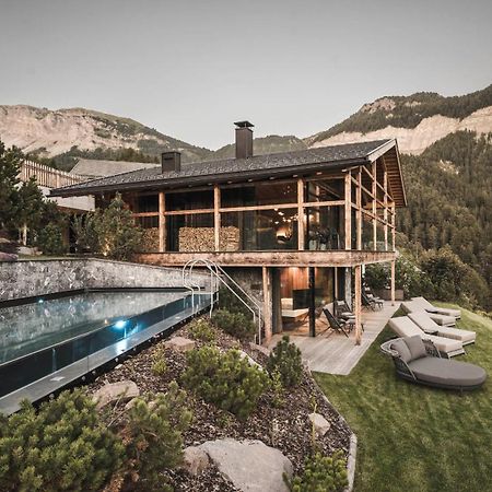 Luxury Chalet Vilaiet Ortisei Exterior photo